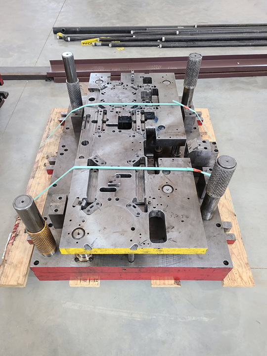 Long Star Die Machine